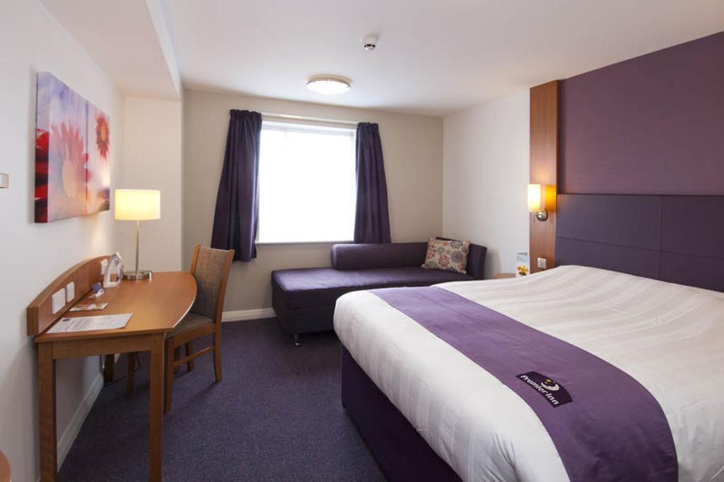 Premier Inn Dover East Phòng bức ảnh