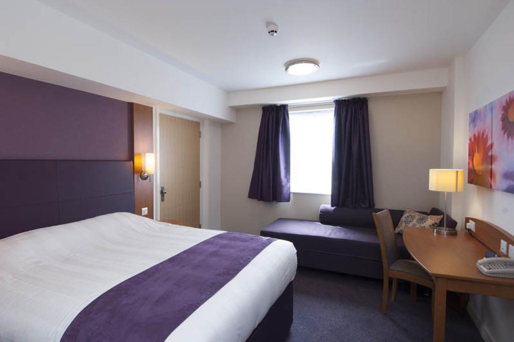 Premier Inn Dover East Phòng bức ảnh