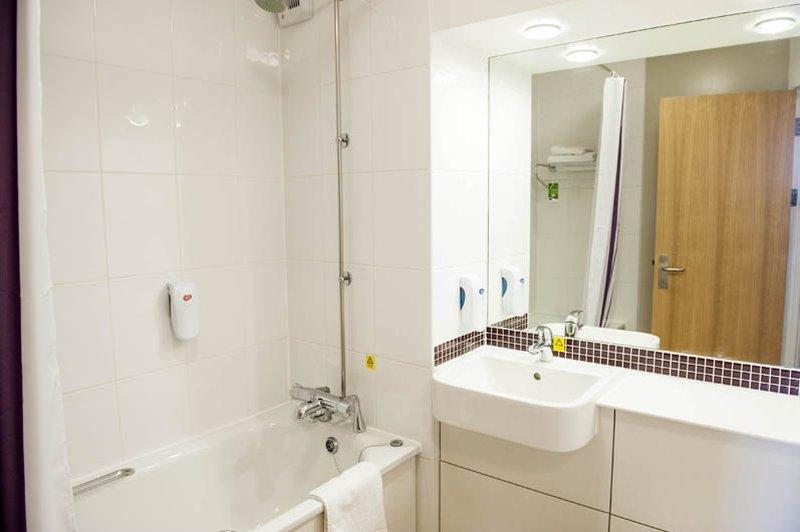 Premier Inn Dover East Ngoại thất bức ảnh