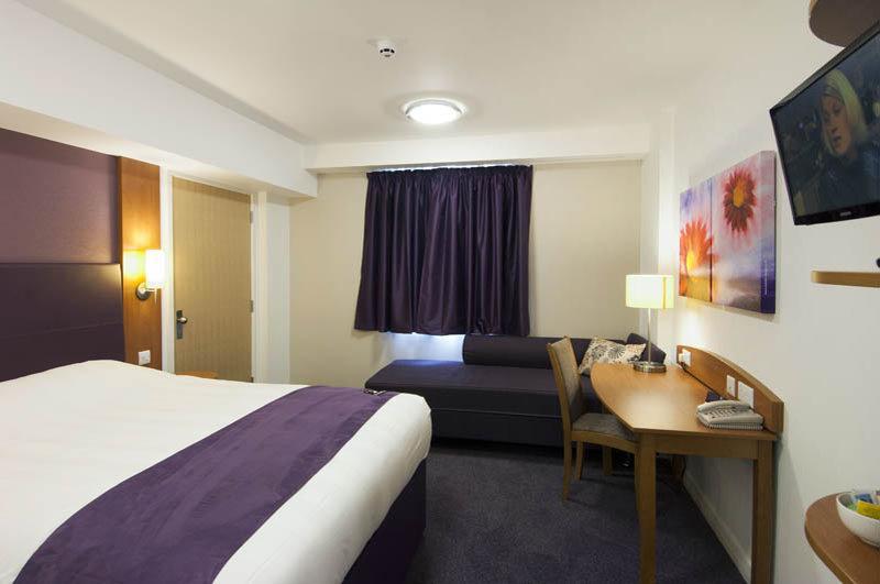 Premier Inn Dover East Ngoại thất bức ảnh