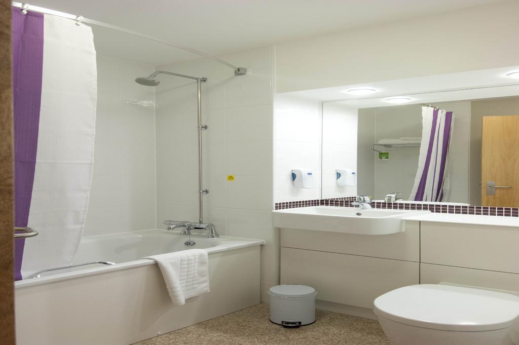 Premier Inn Dover East Ngoại thất bức ảnh