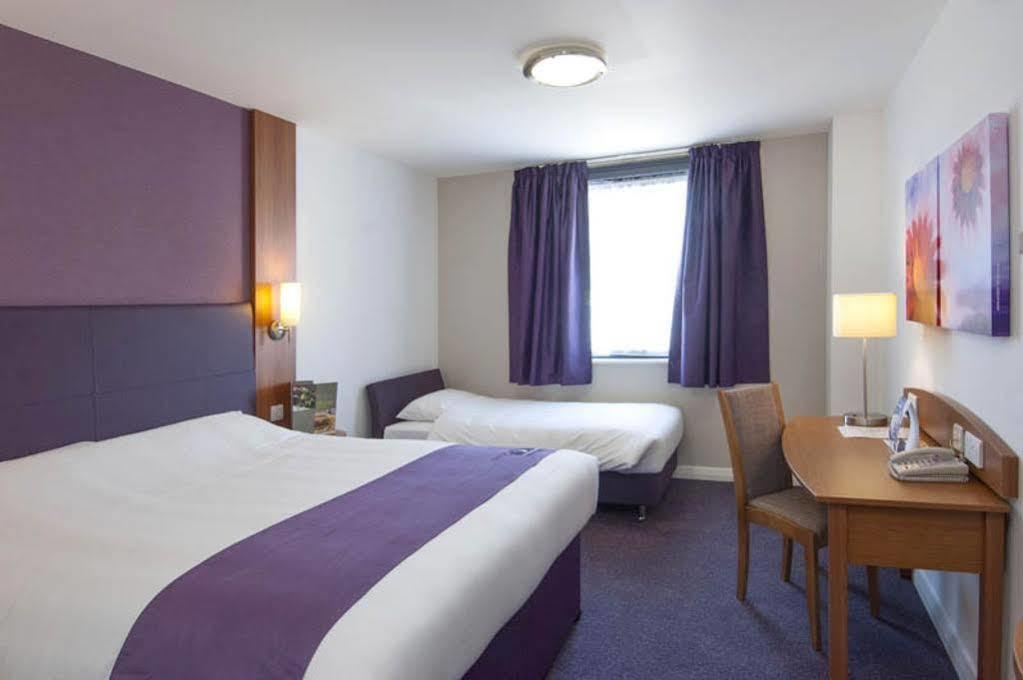 Premier Inn Dover East Ngoại thất bức ảnh